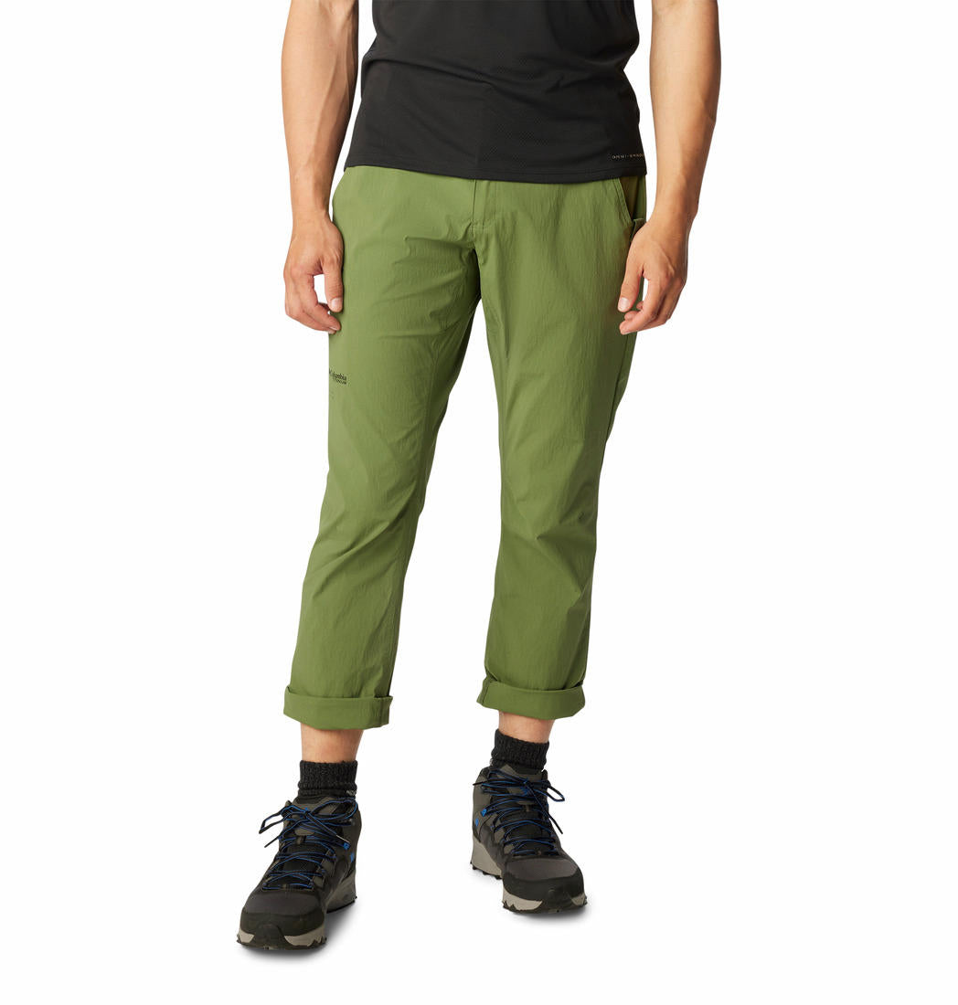 Columbia Men Green Wanoga Lightweight Pant (Sun Protection)