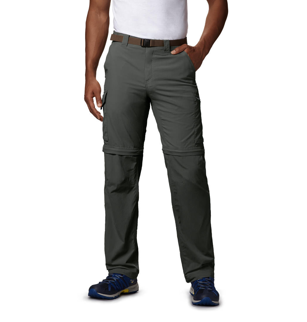 A Men Wearing Columbia Men Green Silver Ridge Convertible Pant (Sun Protection)