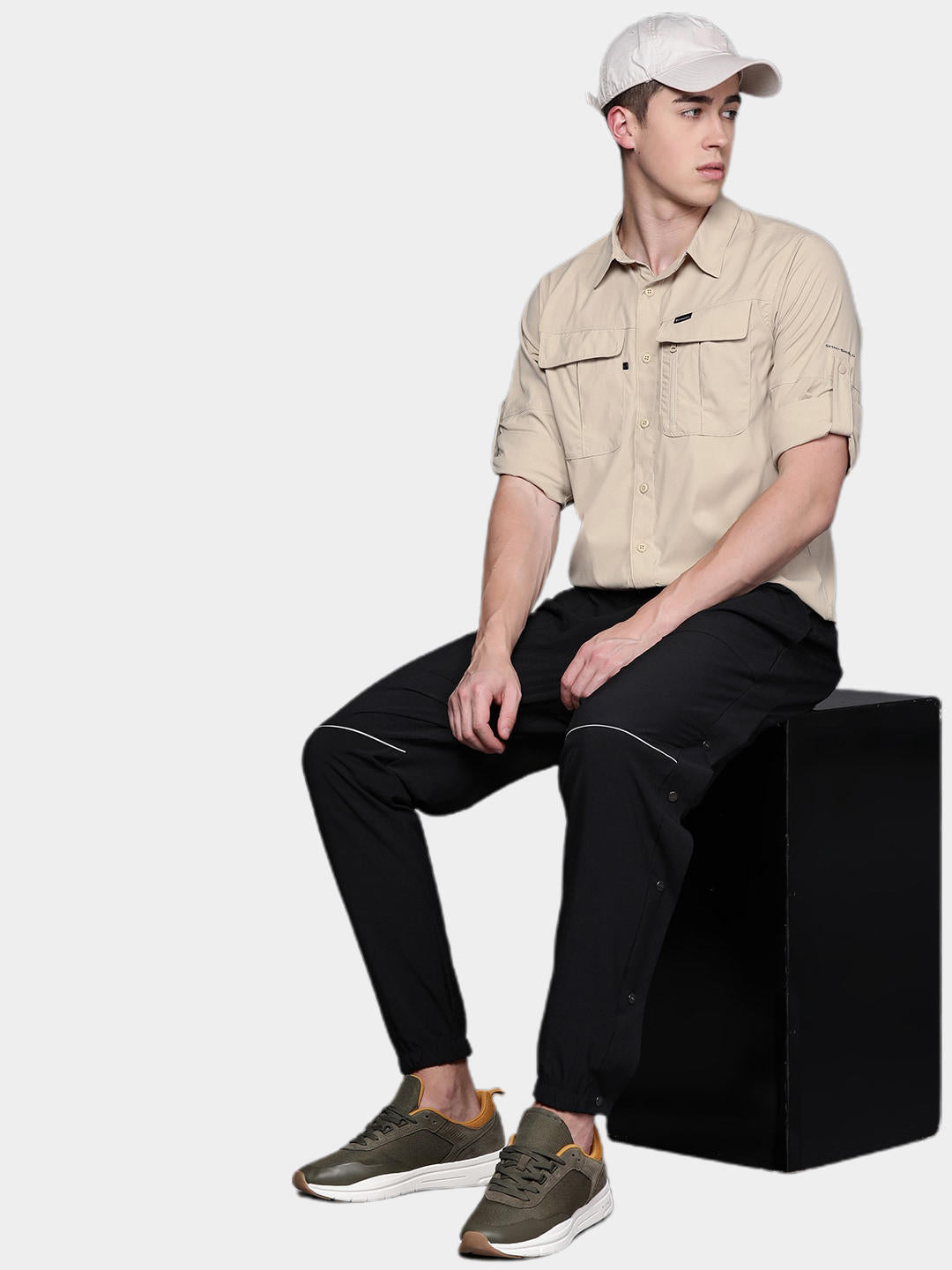 Columbia Men Beige Newton Ridge II Long Sleeve Shirts