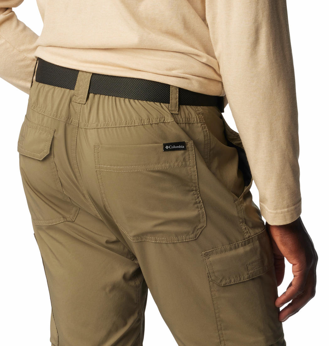 A Men Wearing Columbia Men Green Silver Ridge Utility Convertible Pant (Sun Protection)