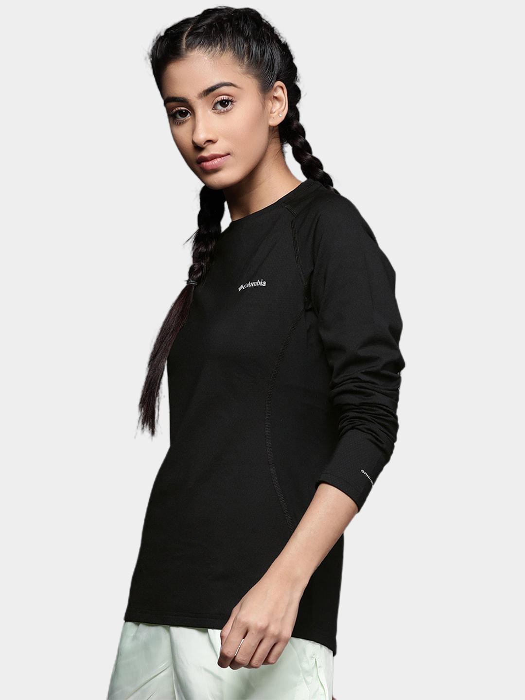 Columbia Women Black W Omni-Heat 3D Knit Crew II (Non Returnable)