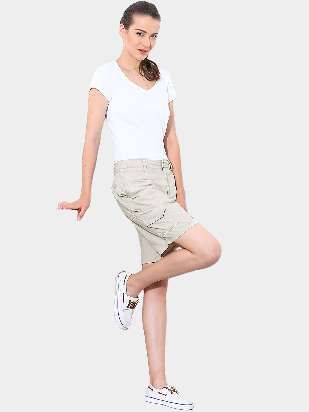 Columbia Women Beige Silver Ridge Short (Sun Protection)