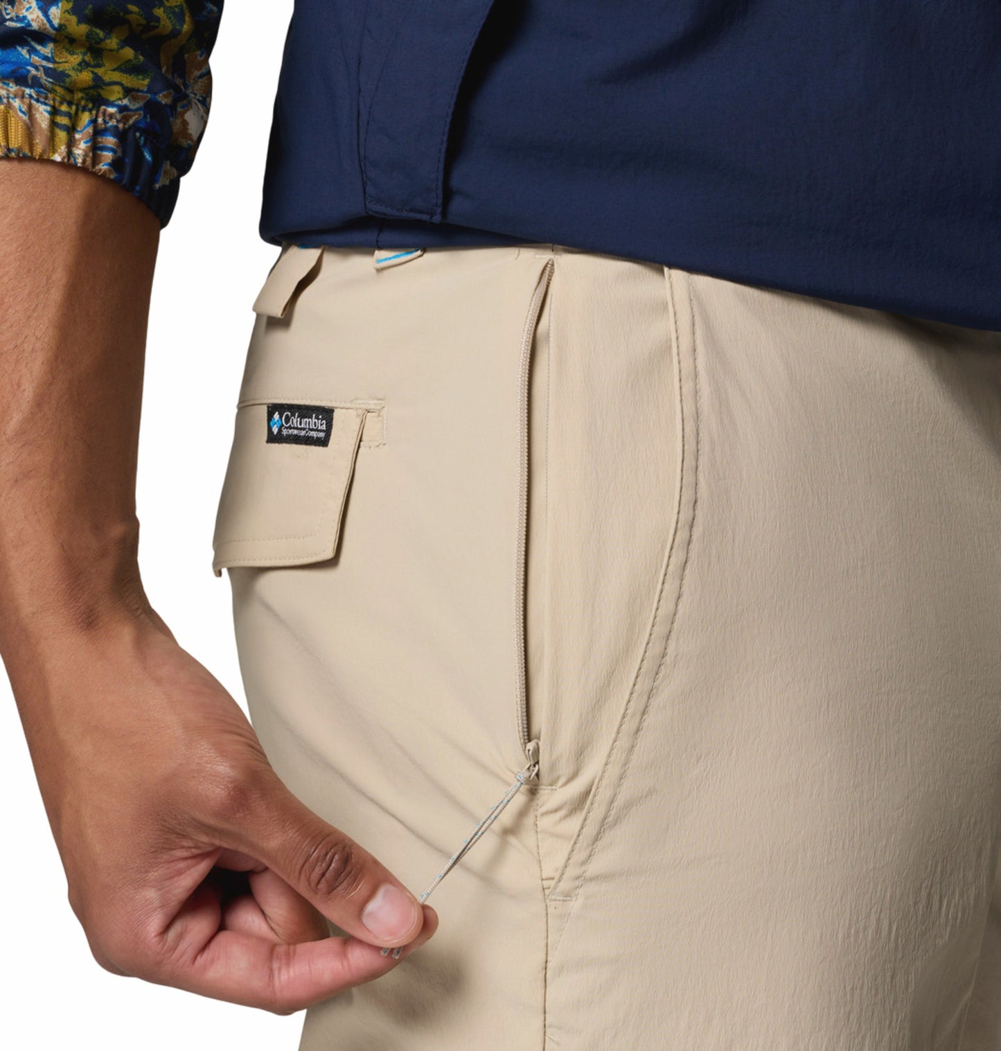 Columbia Men’s Beige Omni-Freeze ROC Lite Shorts for Plus Size Comfort