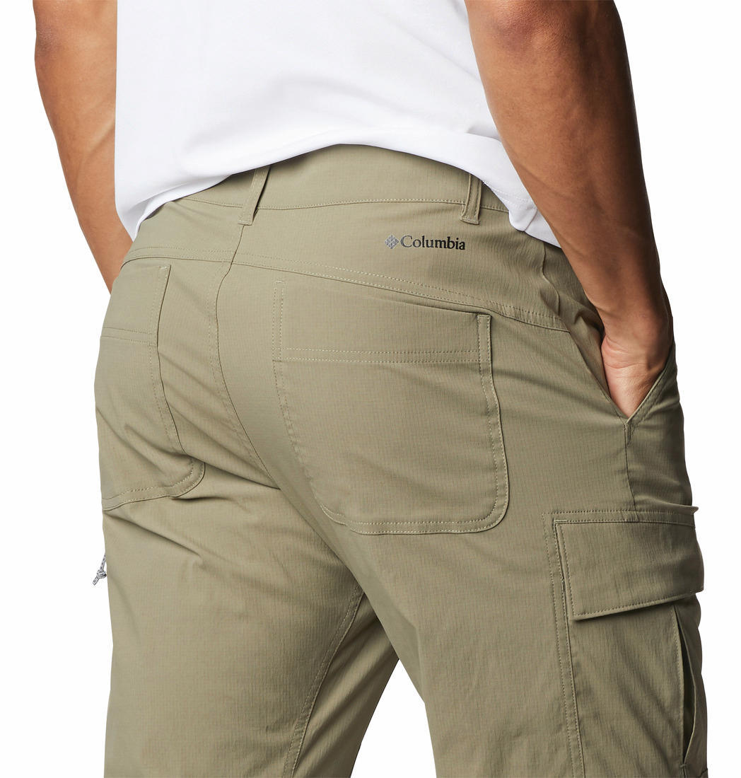 Columbia Men Green Newton Ridge Convertible Pant (Sun Protection)