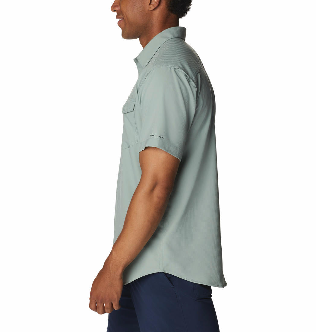 Columbia Men Green Utilizer II Solid Short Sleeve Shirt
