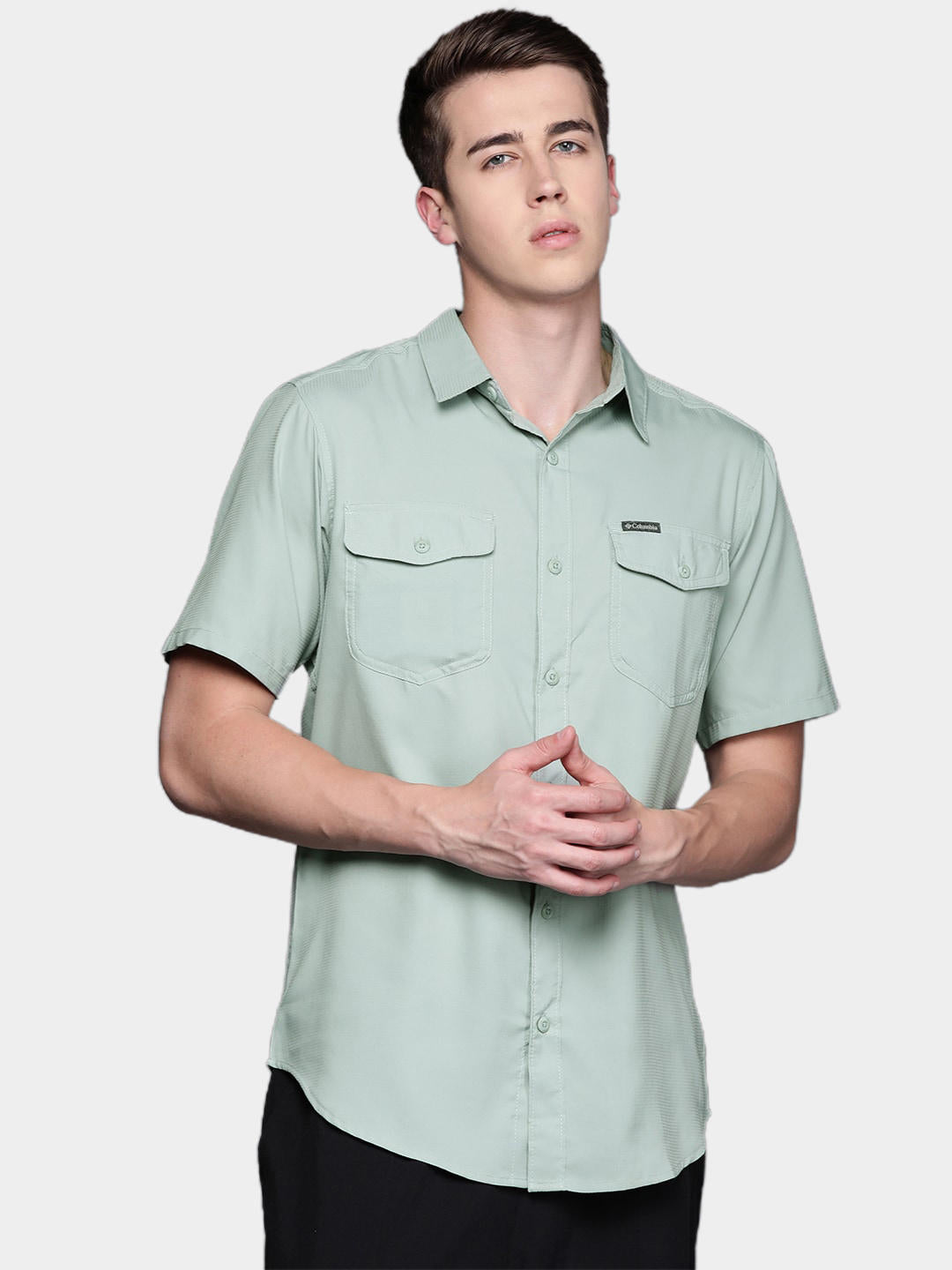Columbia Men Green Utilizer II Solid Short Sleeve Shirt