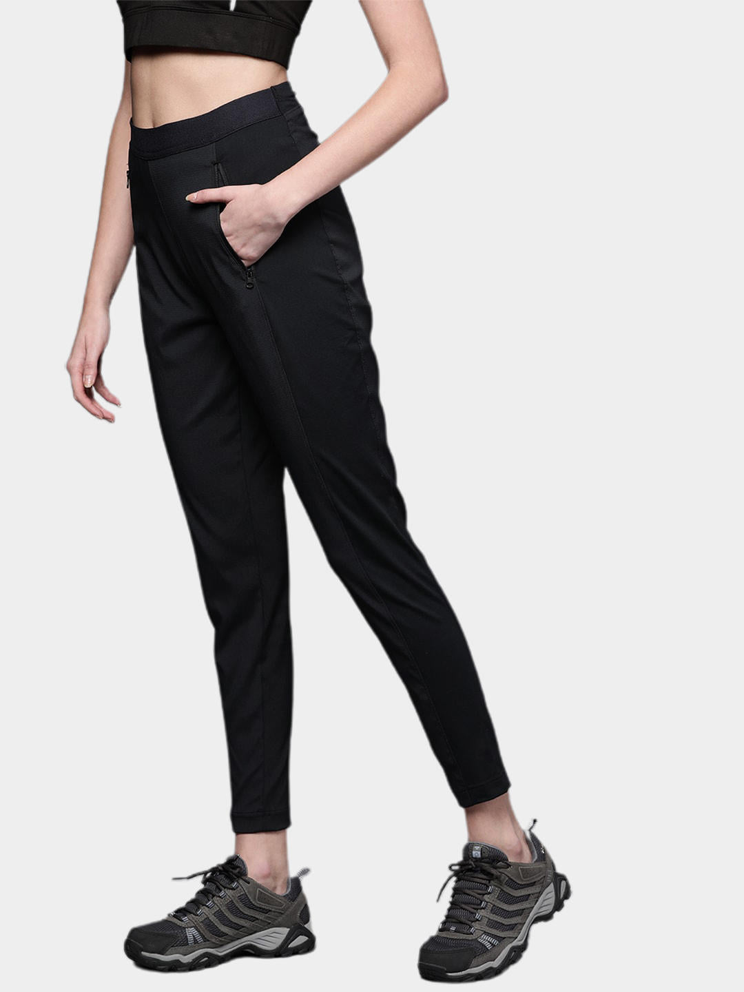 Columbia Women Black On The Go Hybrid Pant