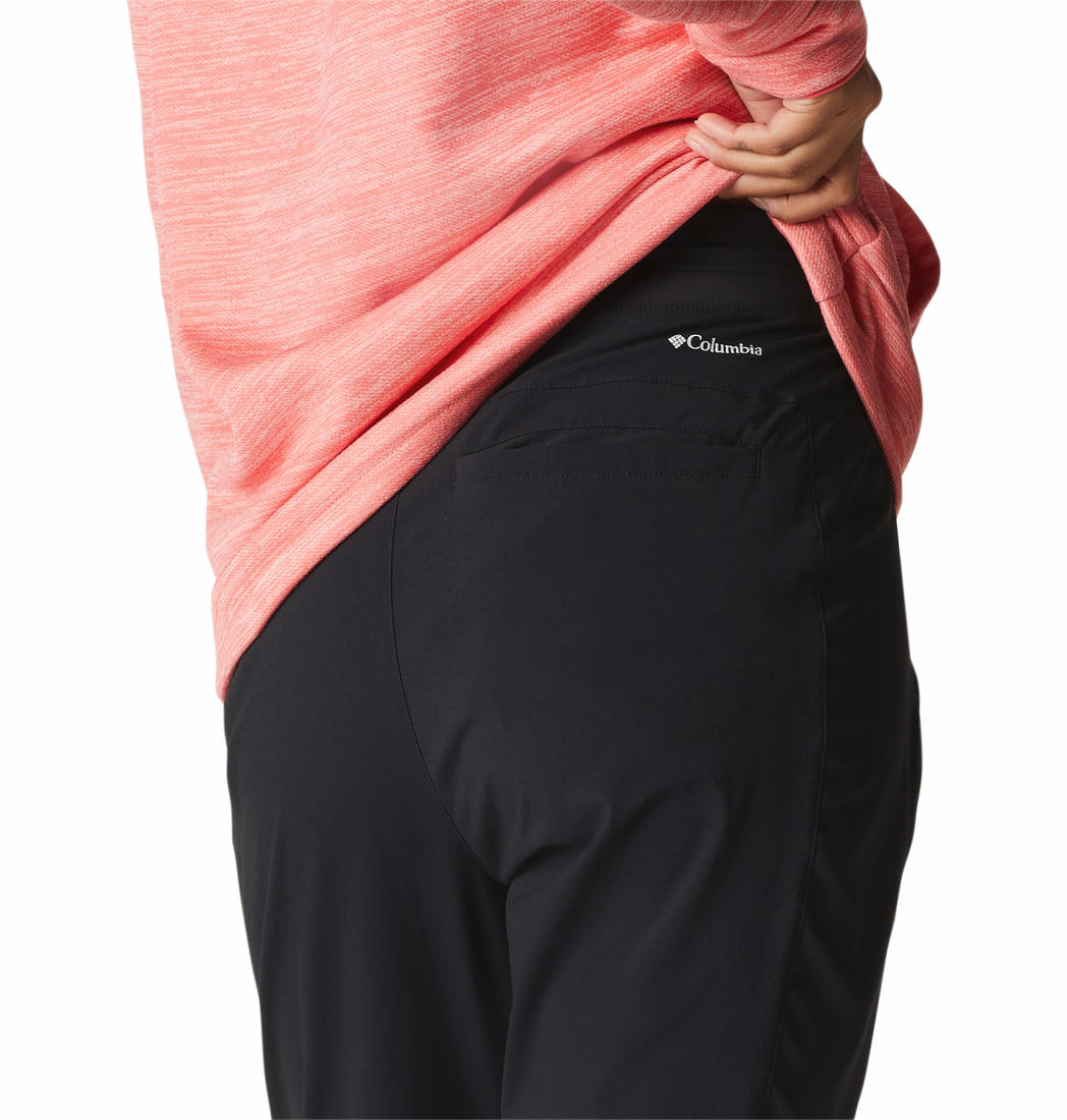 Columbia Women Black Claudia Ridge Pant