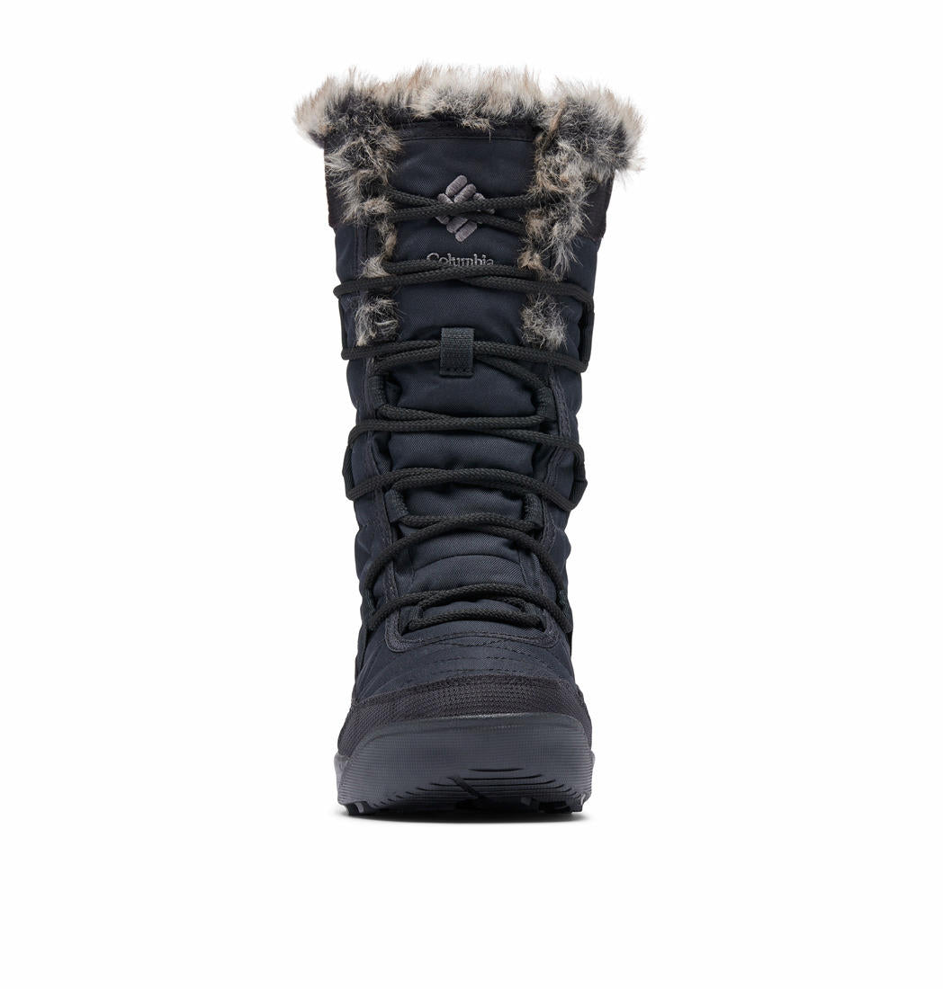 A Women Wearing Columbia Women Black MINX IV