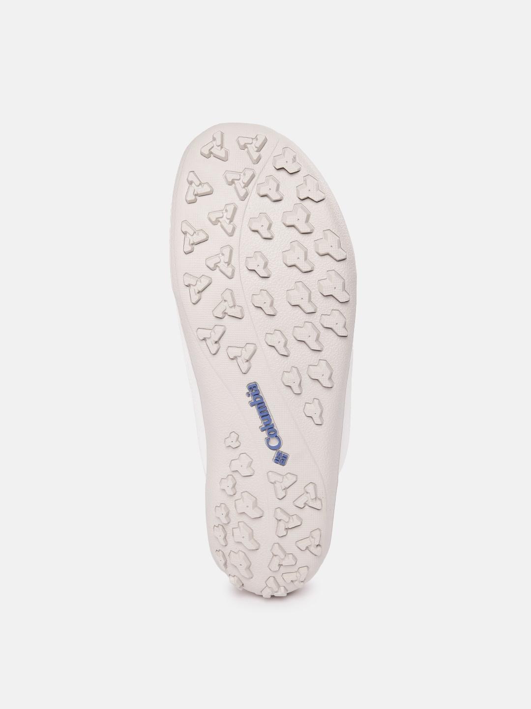 A Women Wearing Columbia Women White MINX SLIP IV