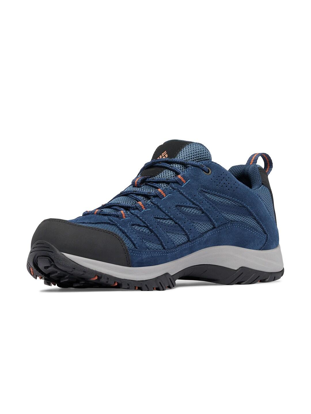 A Men Wearing Columbia Men Blue CRESTWOOD WATERPROOF