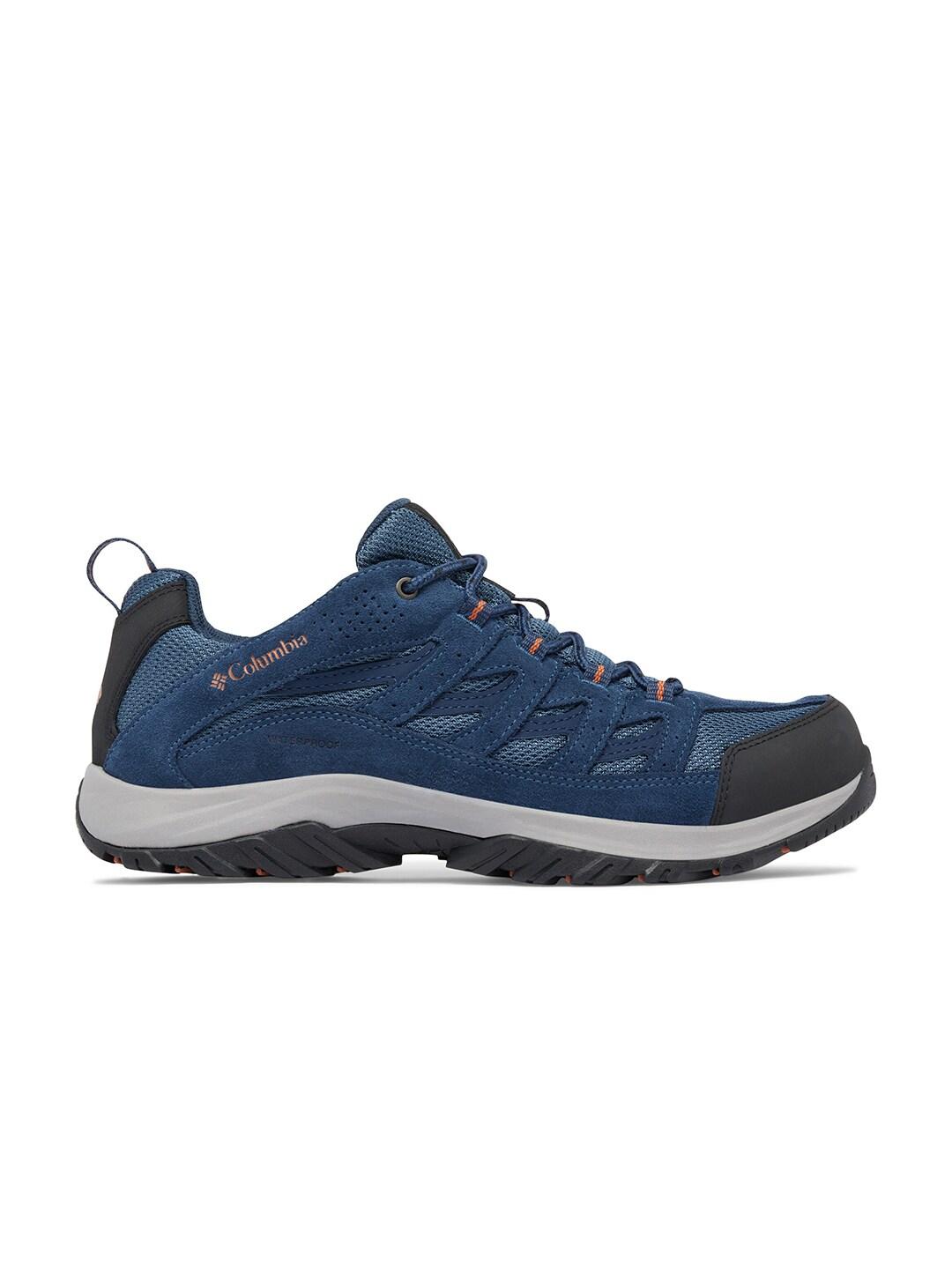 A Men Wearing Columbia Men Blue CRESTWOOD WATERPROOF