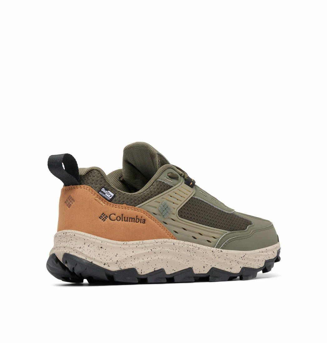 A Men Wearing Columbia Men Green HATANA MAX OUTDRY