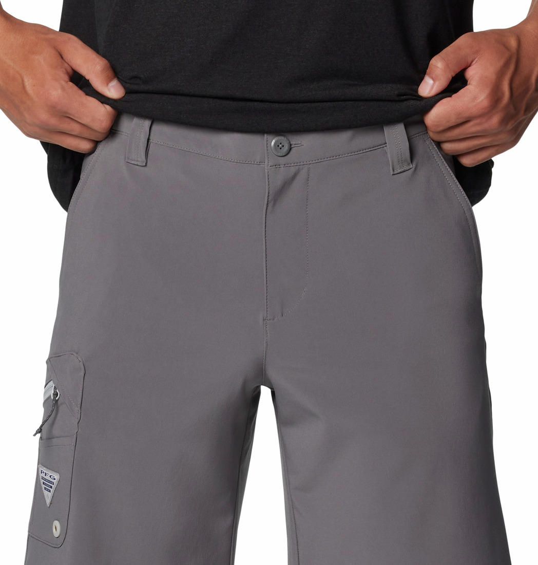 Columbia Men's Grey Omni-Shade Terminal Tackle II Shorts Offering Sun Protection