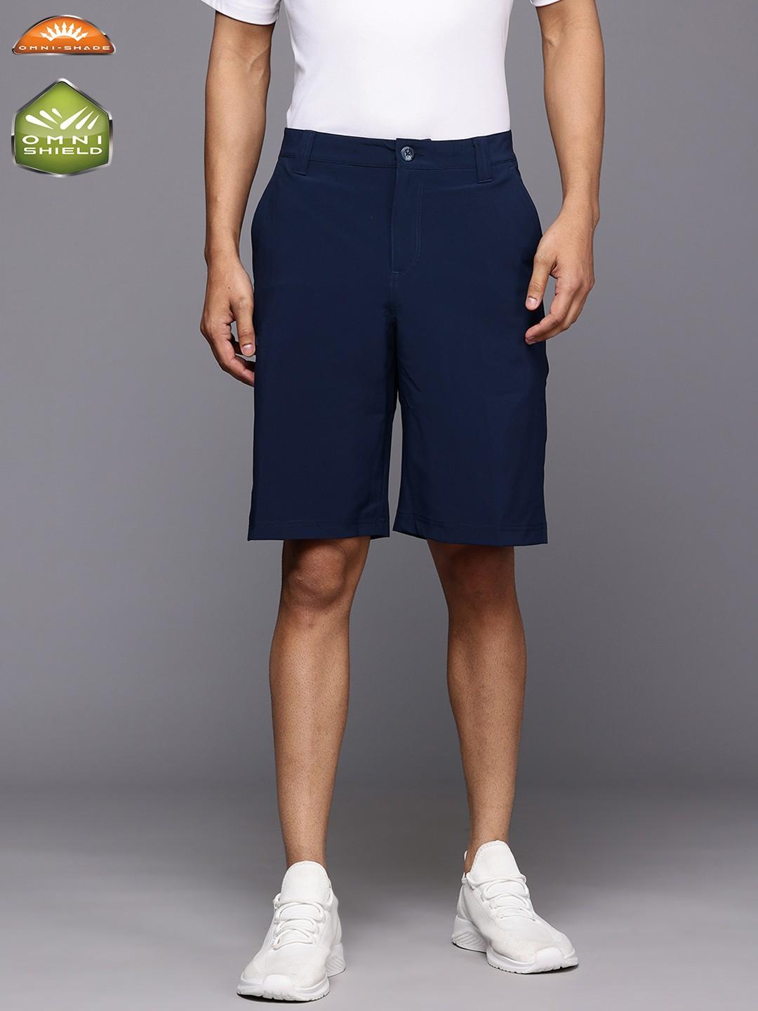 A Men Wearing Columbia Men Blue Grander Marlin III Offshore Short (Sun Protection)