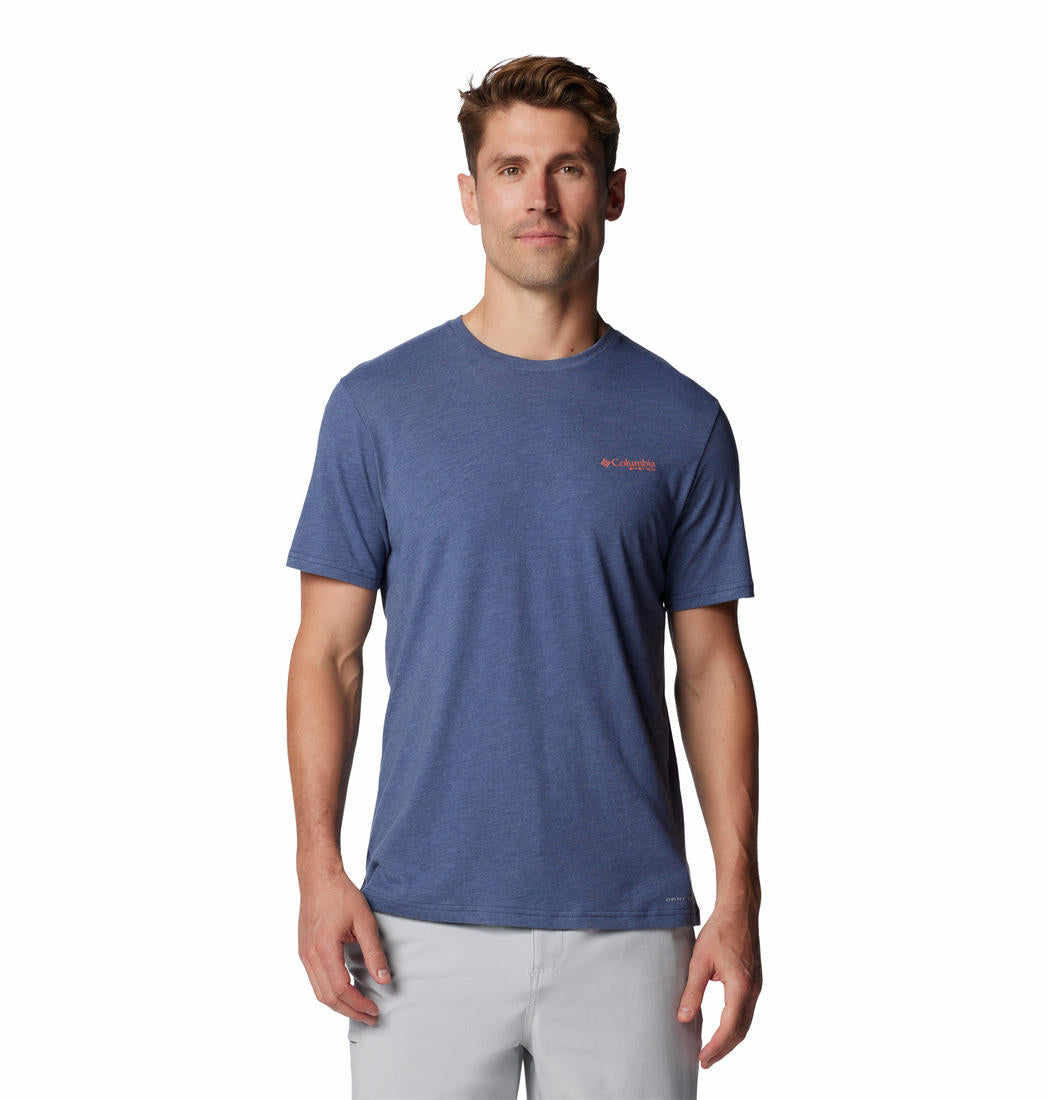 A Men Wearing Columbia Men Navy Blue PFG Tarpon Rise Tech Tee SS (Sun Protection)