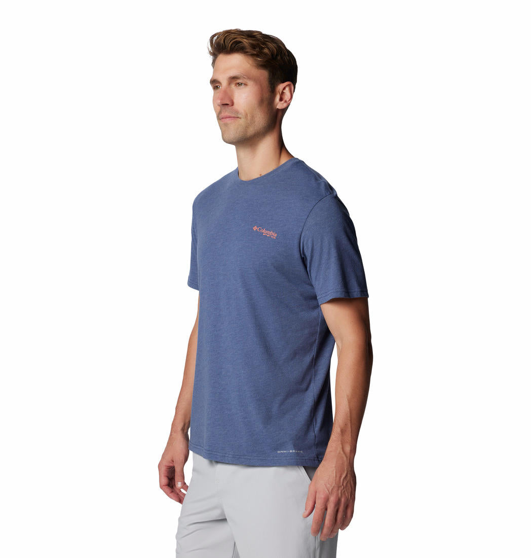 A Men Wearing Columbia Men Navy Blue PFG Tarpon Rise Tech Tee SS (Sun Protection)