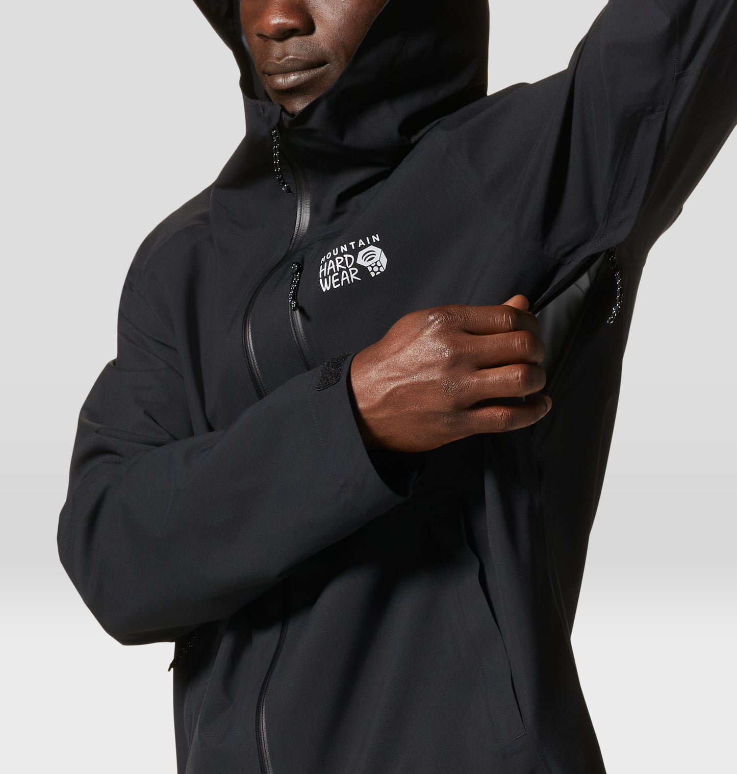 Mountain Hardwear Men Black Dry.Q Stretch Ozonic Rain Jacket