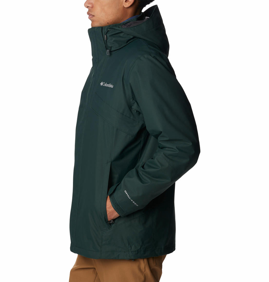 A Men Wearing Columbia Men Green Bugaboo II Fleece Interchange Jacket