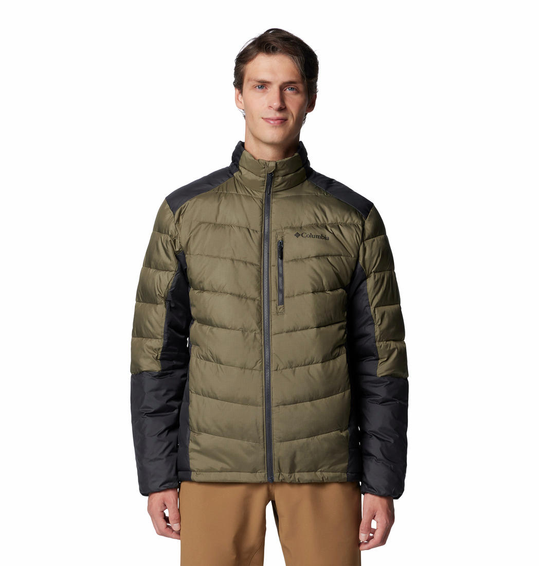A Men Wearing Columbia Men Green Labyrinth Loop II Jacket