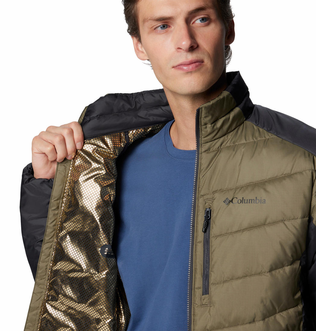 A Men Wearing Columbia Men Green Labyrinth Loop II Jacket