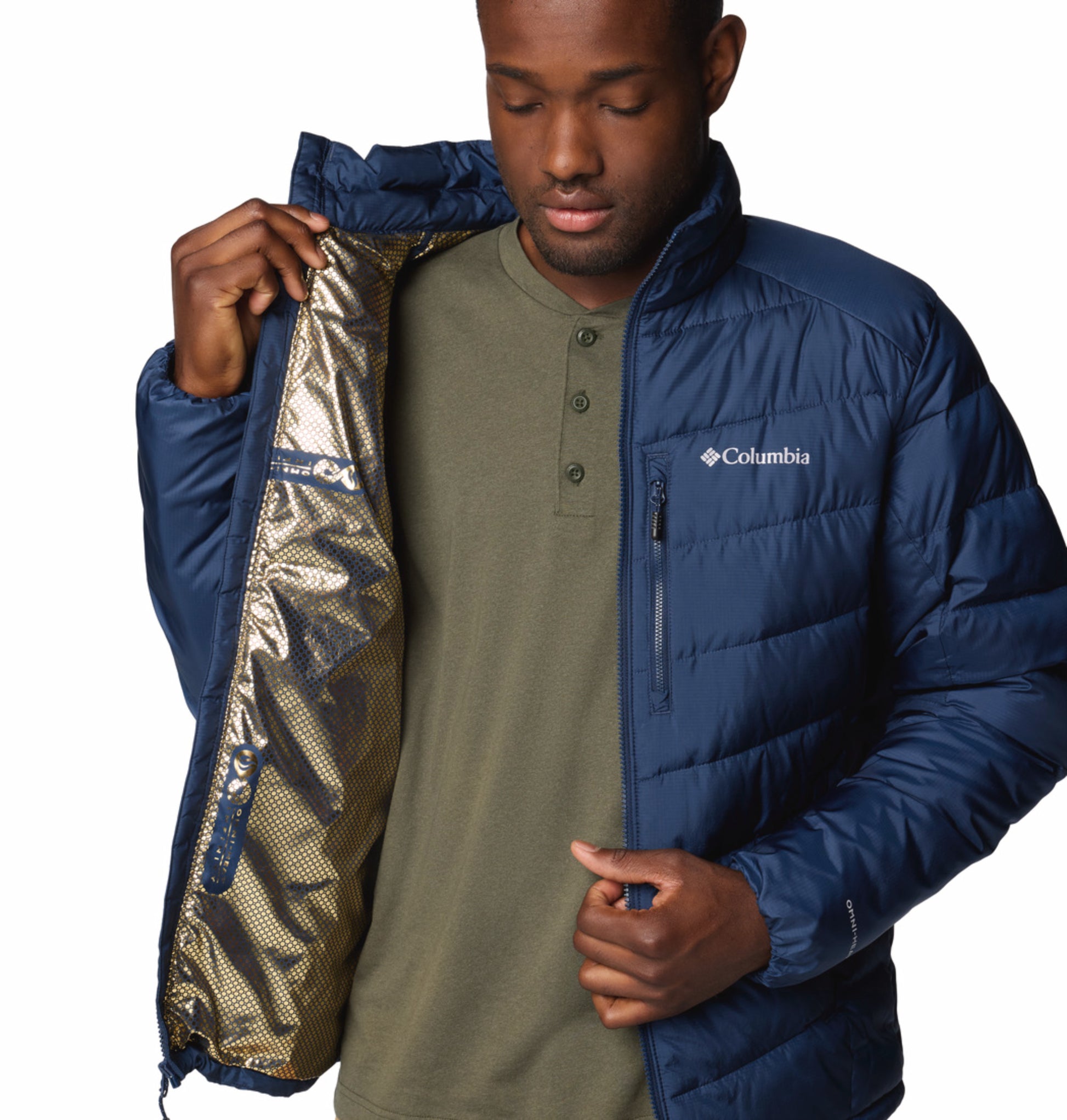 A Men Wearing Columbia Men Blue Labyrinth Loop II Jacket