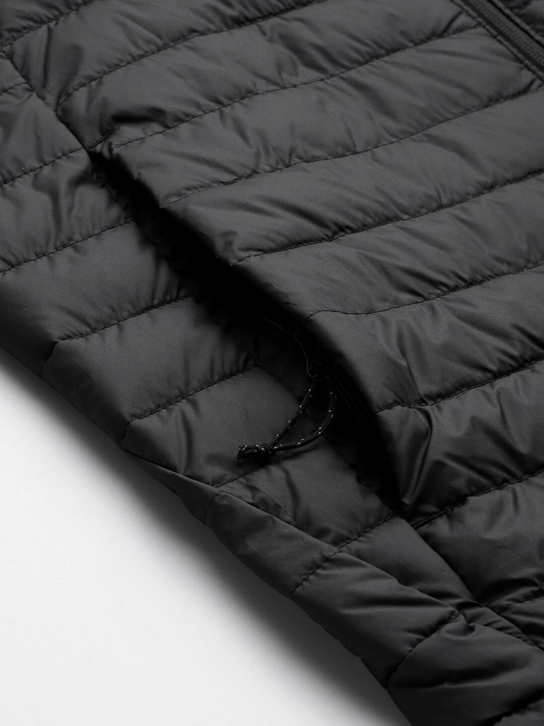 Columbia Men Black Silver Falls Vest