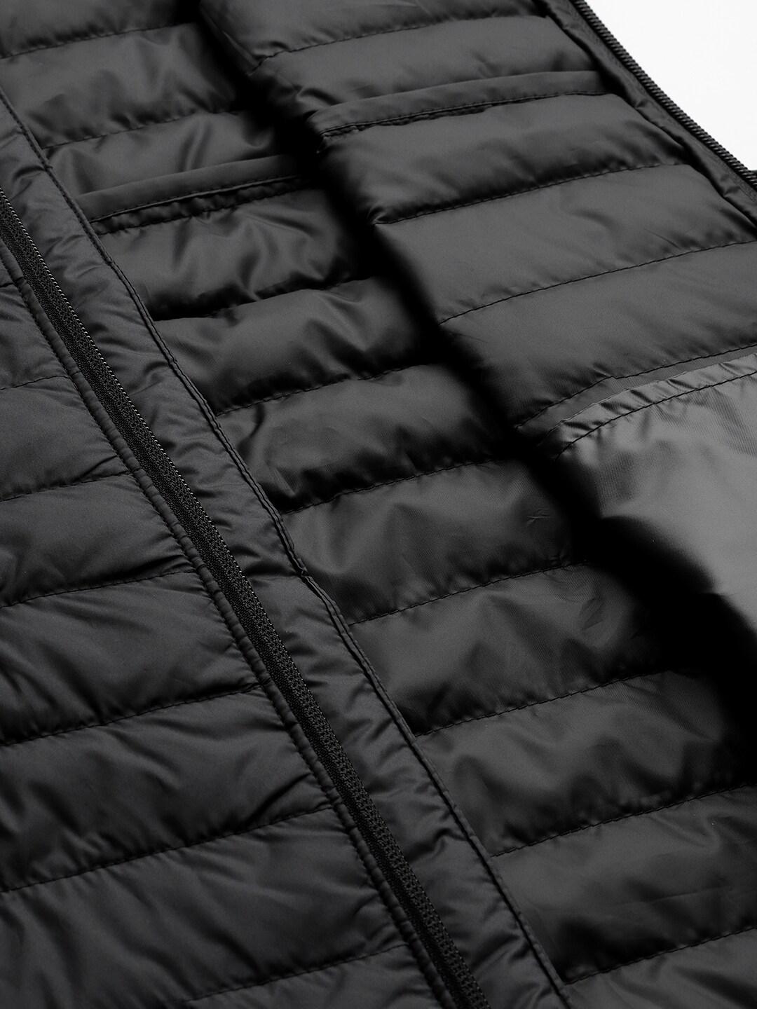 Columbia Men Black Silver Falls Vest
