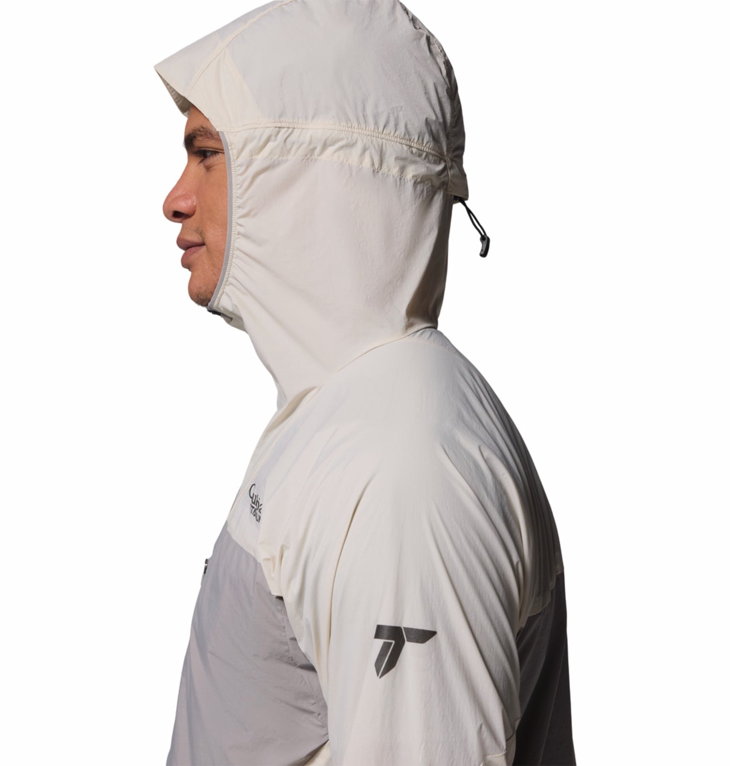 Columbia Men Beige Omni-Shade Khyex Pro Lightweight Windbreaker