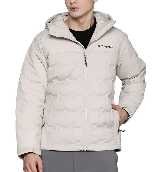 A Men Wearing Columbia Men Brown Grand Trek II Down Hooded Jacket