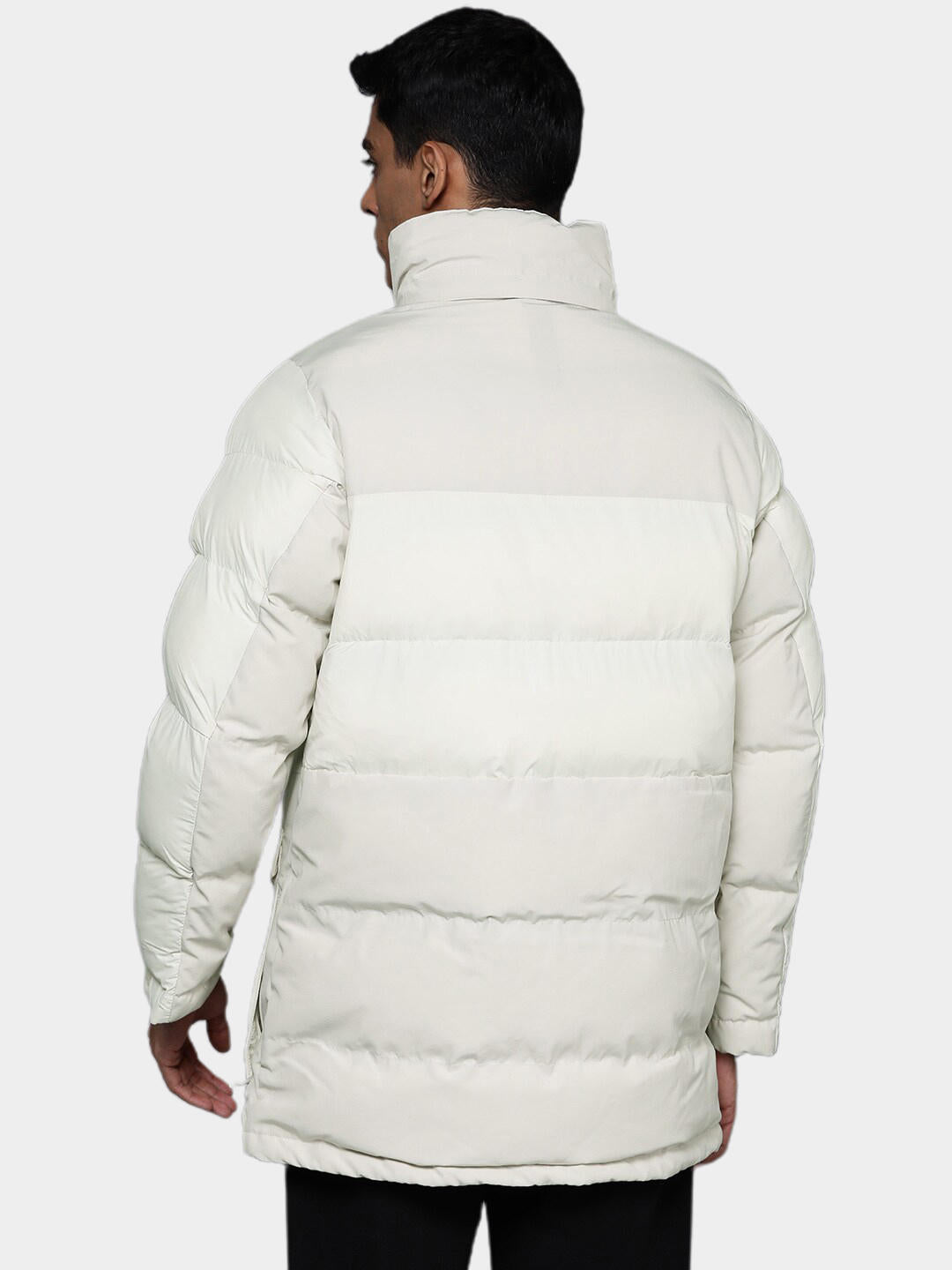 A Men Wearing Columbia Men Brown Marquam Peak Fusion Parka