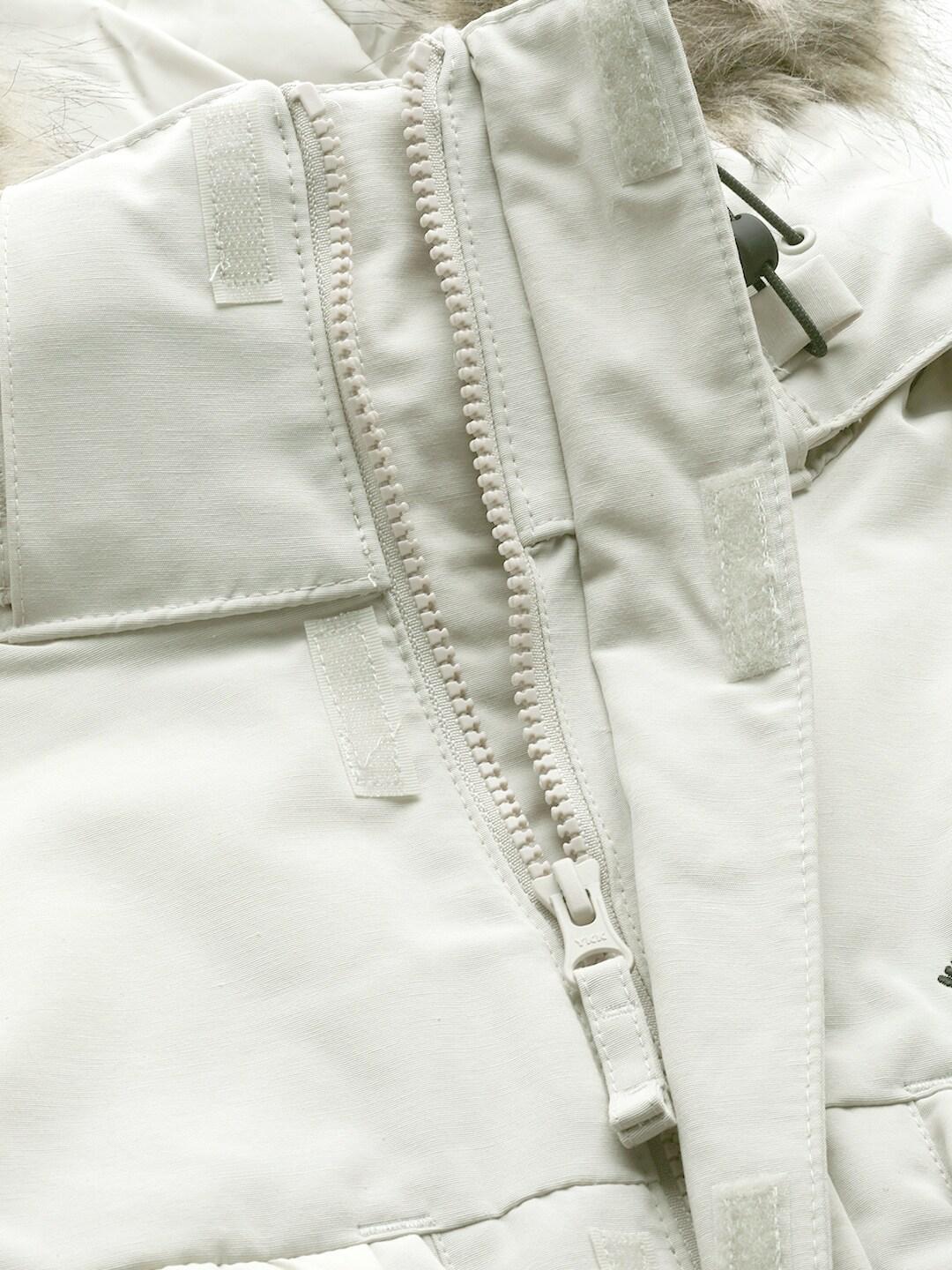 A Men Wearing Columbia Men Brown Marquam Peak Fusion Parka