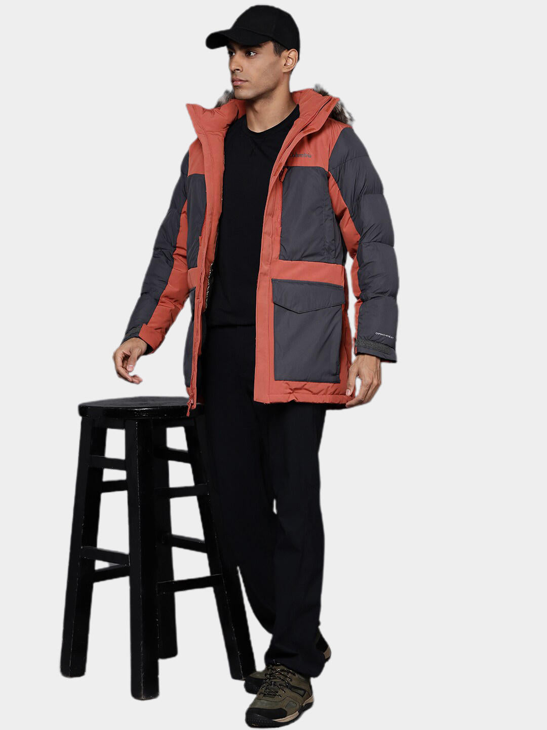 A Men Wearing Columbia Men Orange Marquam Peak Fusion Parka
