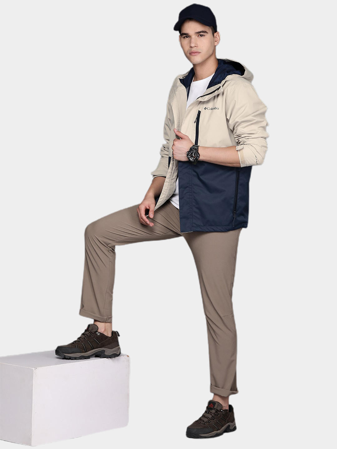 Columbia Men Beige Hikebound Rain Jacket