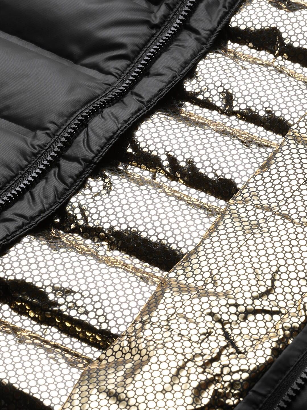 Columbia Men Black Pebble Peak Down Jacket