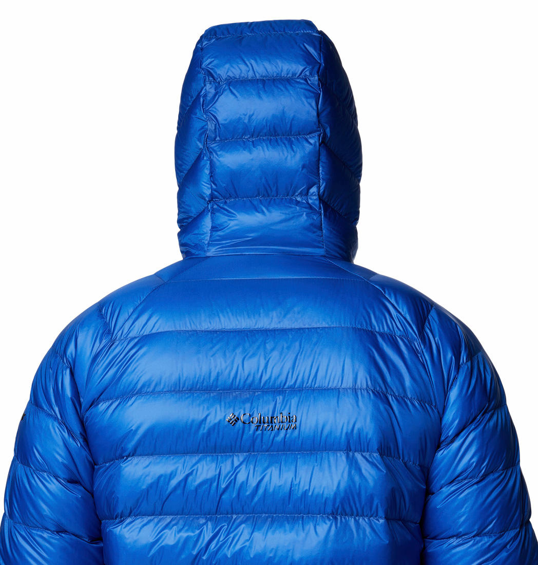 A Men Wearing Columbia Men Blue Arctic Crest Down Hooded Jacket