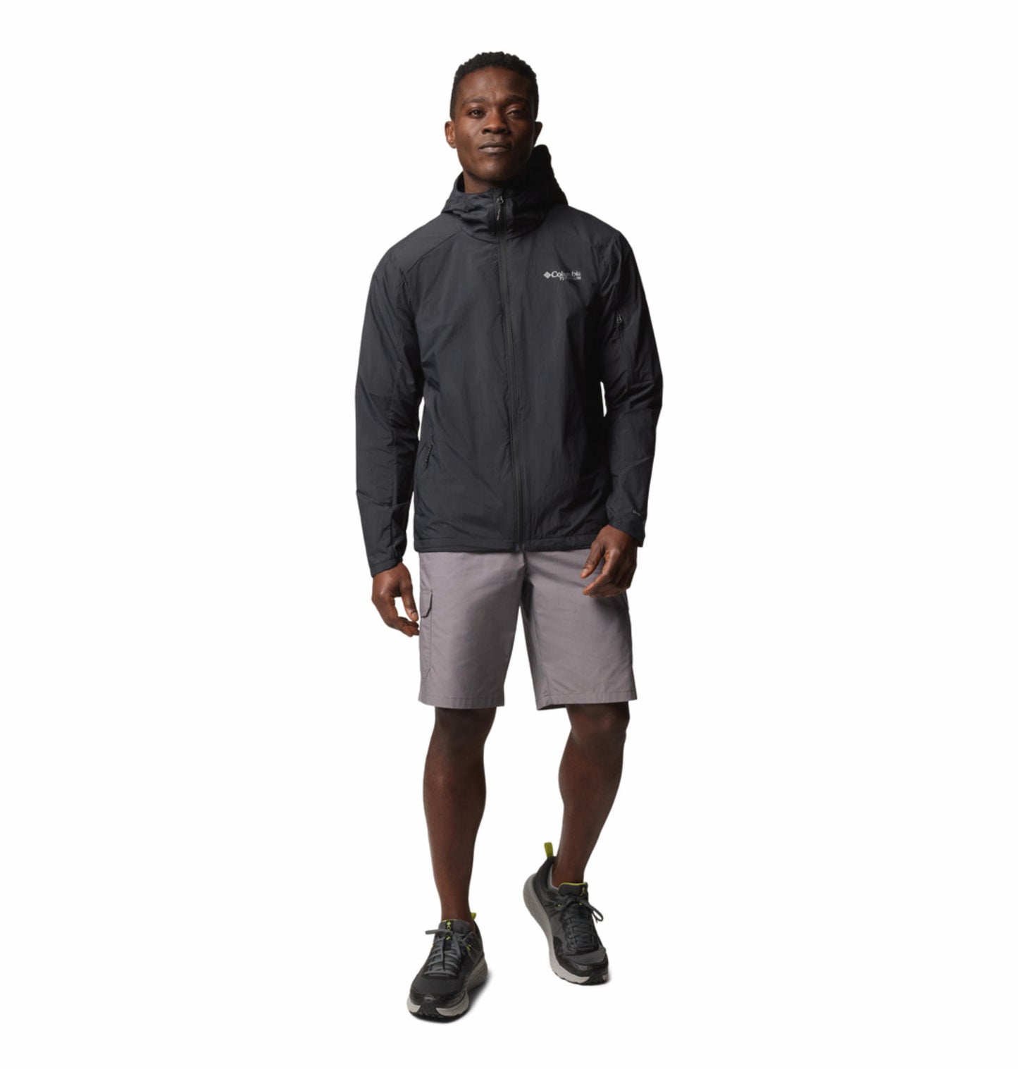 A Men Wearing Columbia Men Black Loop Trail II Windbreaker (Sun Protection)
