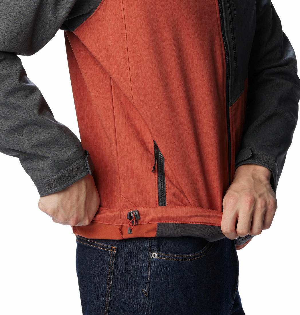 A Men Wearing Columbia Men Orange Cruiser Valley Softshell Jacket