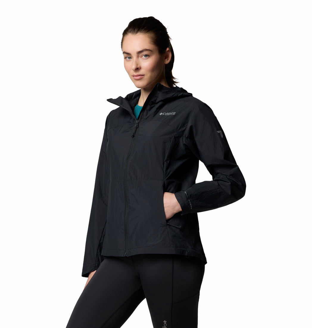 Columbia Women Black Loop Trail III Windbreaker (Sun Protection)