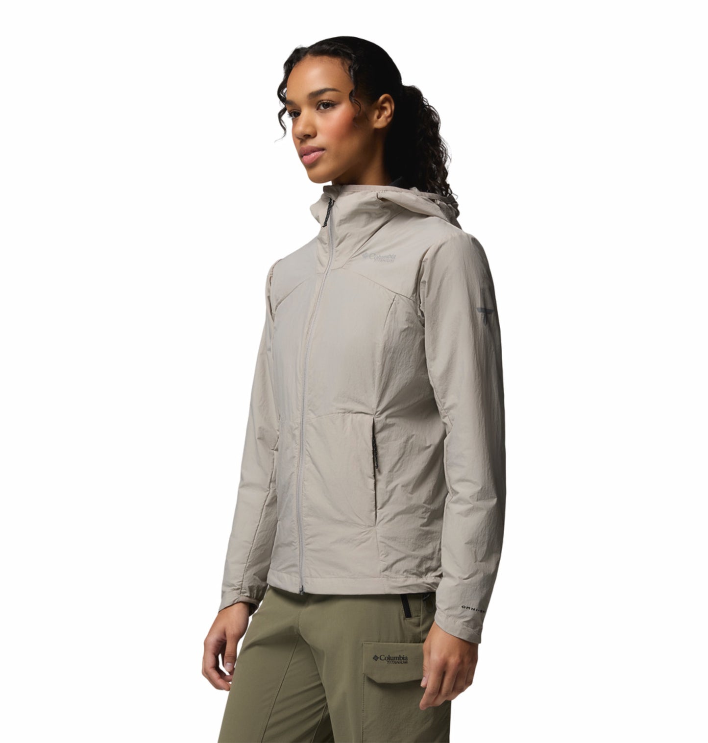 Columbia Women Light Grey Omni-Shade Loop Trail III Windbreaker