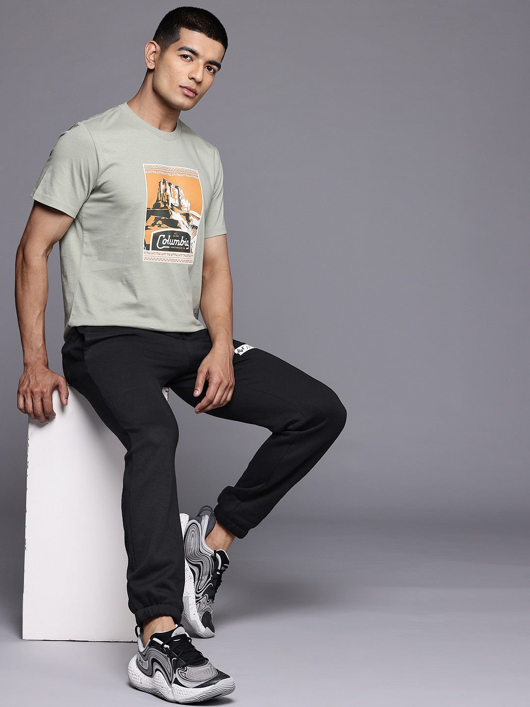 Columbia Men Black Beaumount Jogger